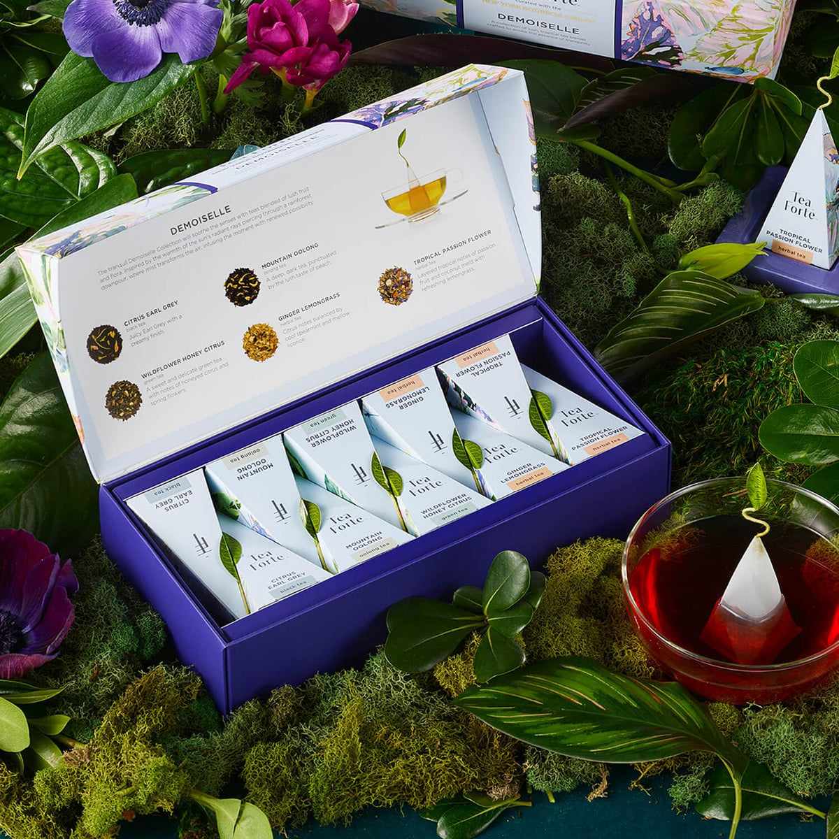 Tea Forte Premium Petite Gift Set Sampler – 10 Pyramid Teas, 2 of Each Blend