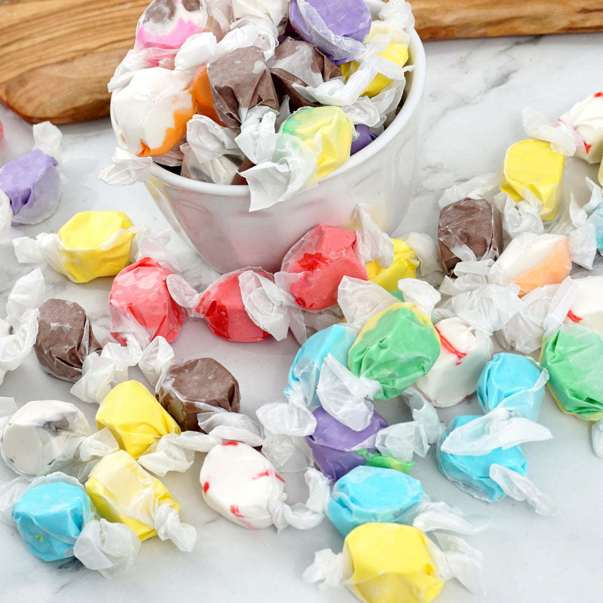 THE HAMPTON CANDY COMPANY Salt Water Taffy Assorted Mix – 3 lb Bulk Bag, 10 Flavors