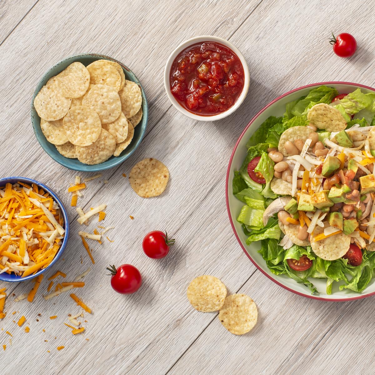 Tostitos Tortilla Chips Chip & Dip Pack – Crispy Rounds, Medium Salsa & Nacho Cheese Dip (3oz + 3.8oz)