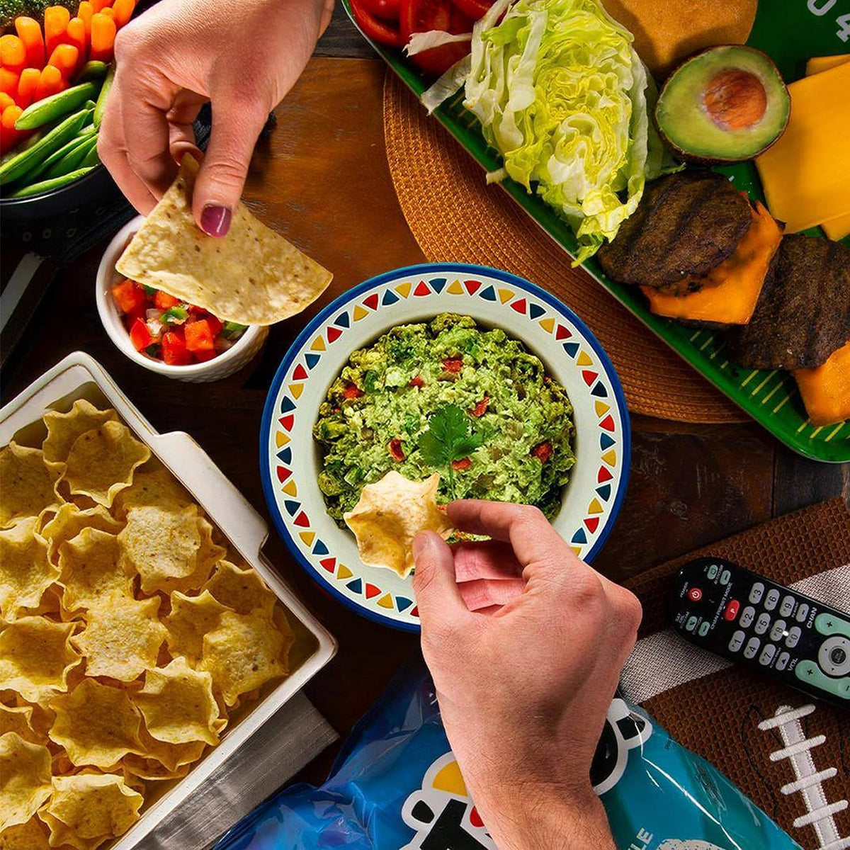 Tostitos Tortilla Chips Chip & Dip Pack – Crispy Rounds, Medium Salsa & Nacho Cheese Dip (3oz + 3.8oz)