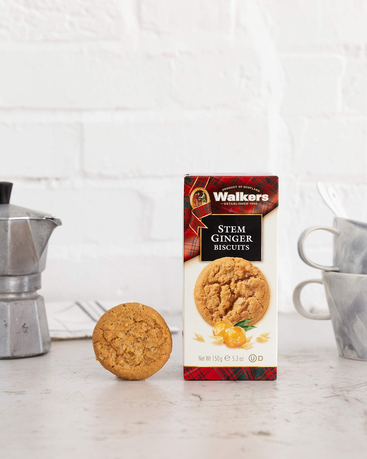 Walker's Stem Ginger Shortbread Biscuits | Scottish Cookies, 5.3 oz (Pack of 6)