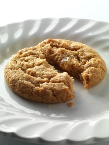 Walker's Stem Ginger Shortbread Biscuits | Scottish Cookies, 5.3 oz (Pack of 6)