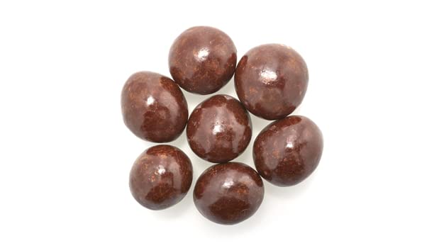 Yupik Dark Chocolate Covered Strawberries – 60% Cacao, 2.2 lb (35.2 oz) Kosher