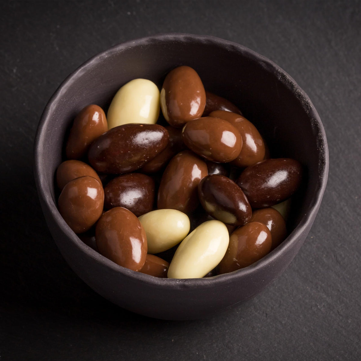 Yupik Milk Chocolate Covered Almonds – 2.2 lb Kosher Snack, Crunchy & Smooth